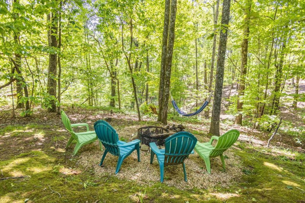 Pet Friendly Luxury Cabin Near Helen With Fire Pit Cleveland Exterior photo